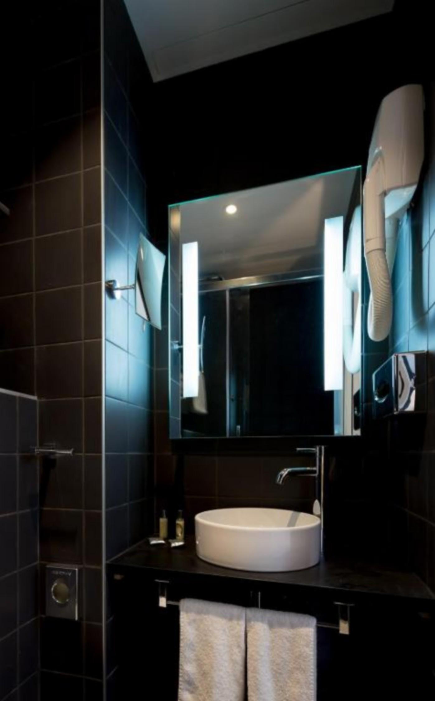 Hotel Mirabeau Eiffel Париж Екстериор снимка