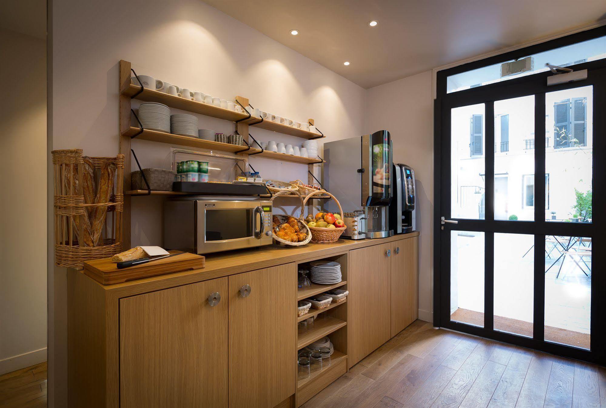 Hotel Mirabeau Eiffel Париж Екстериор снимка