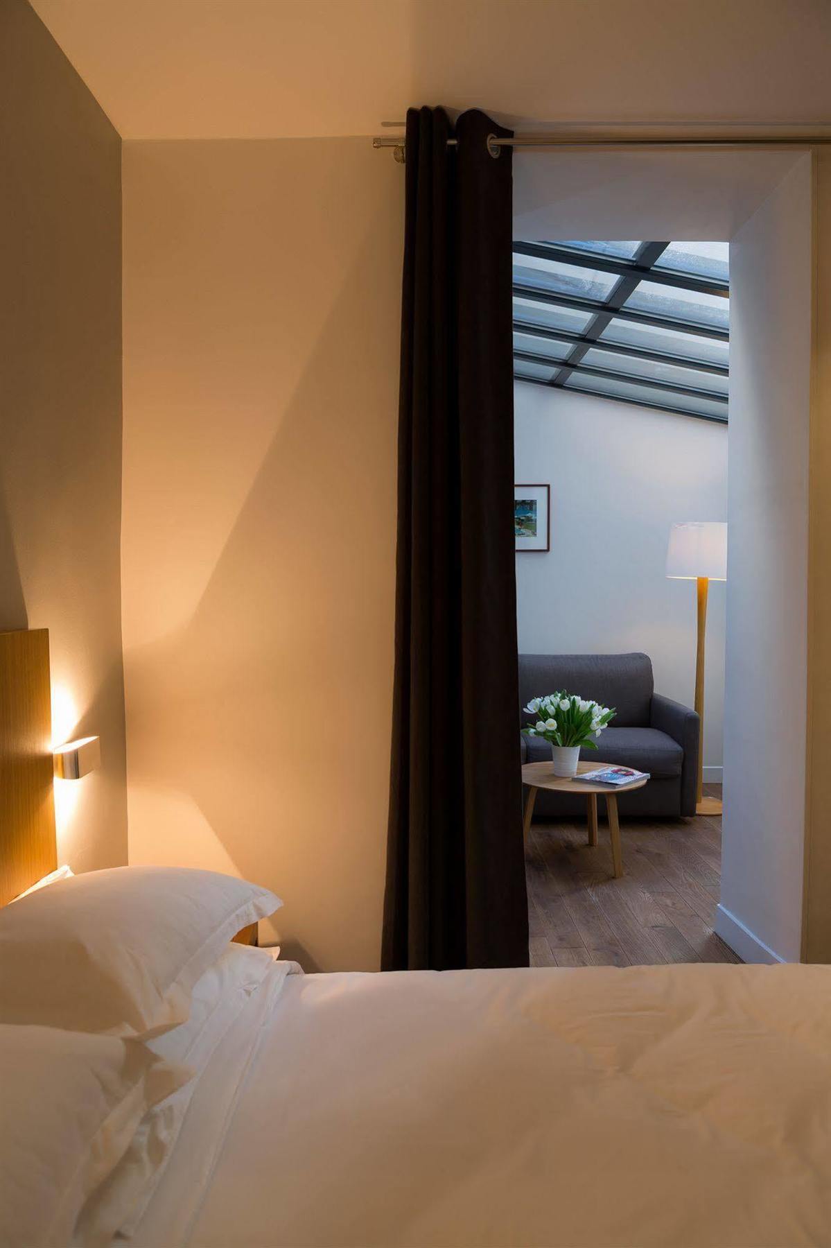 Hotel Mirabeau Eiffel Париж Екстериор снимка